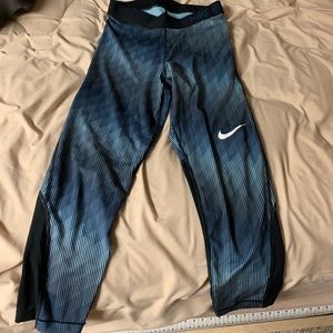 Nike pro leggings